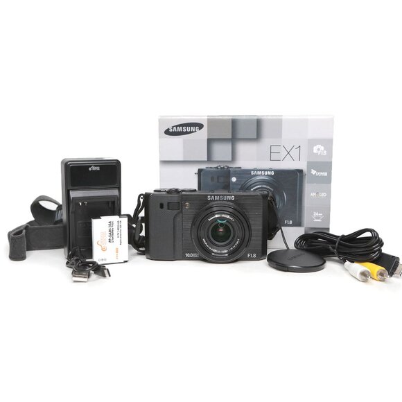Samsung EX1/TL500 Digital Camera 10MP Digicam F1.8-2.4 Lens, Tilt Screen 3x Zoom - Picture 1 of 12